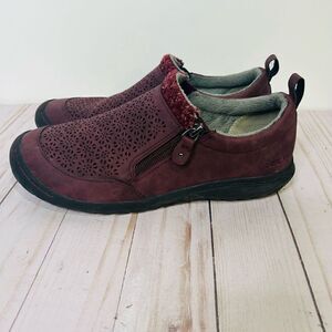JBU by Jambu Amber Maroon Purple Leather Slip On Faux Fur Lined Shoes Rubber Sol